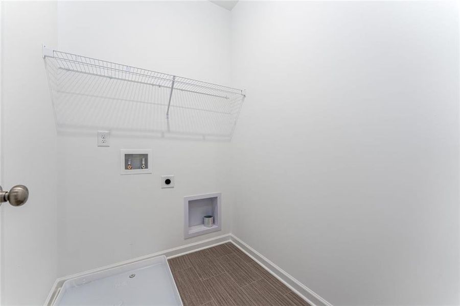 Spacious, unfurnished interior of a new home in Meadowbrook, Cartersville (Image 15). Spacious, unfurnished interior of a new home in Meadowbrook, Cartersville (Image 15).