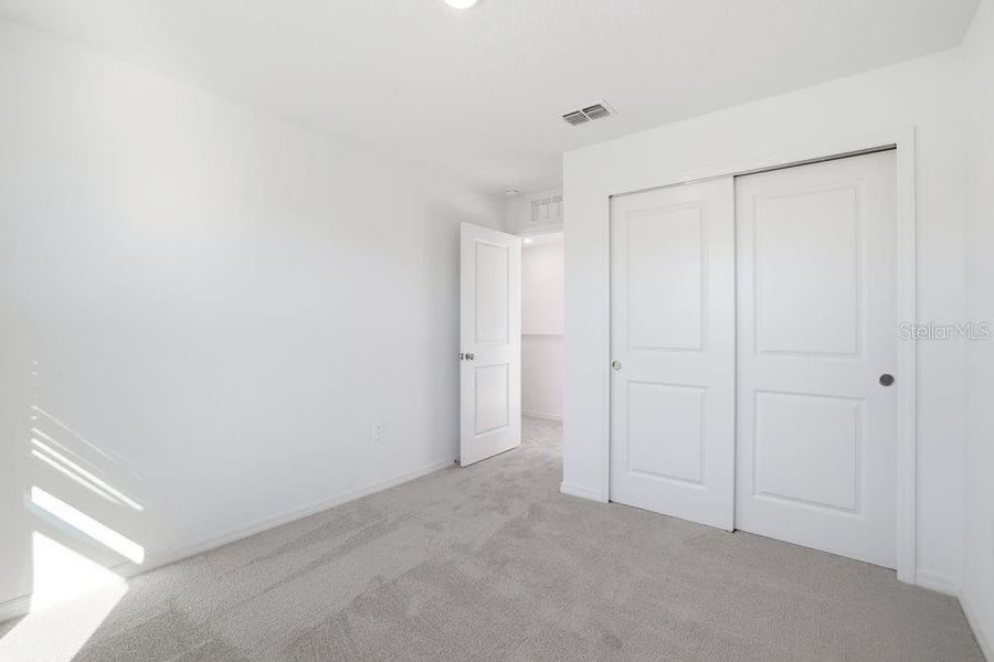 Spacious, unfurnished interior of a new home in Palm Wind, Hudson (Image 19).