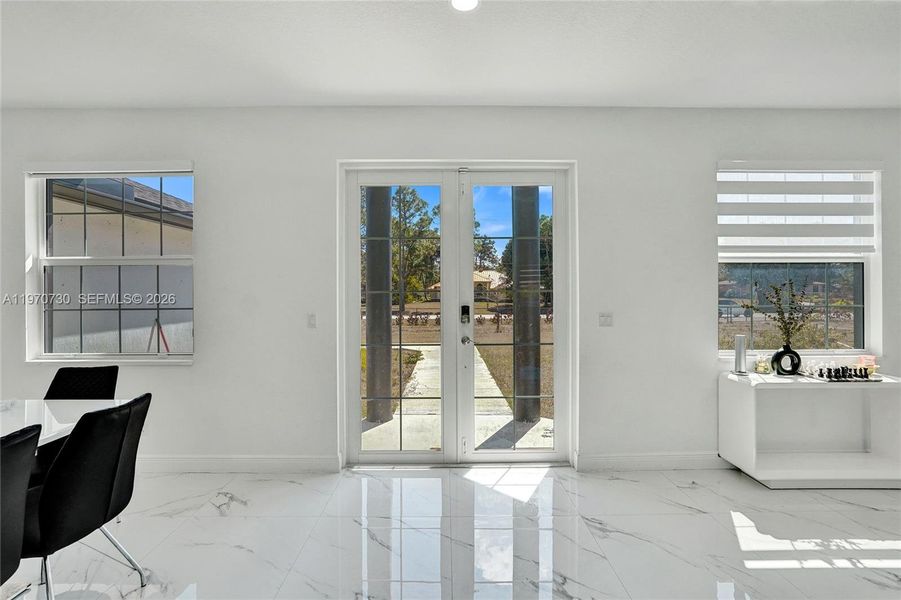 Spacious, unfurnished interior of a new home in , Loxahatchee (Image 25).