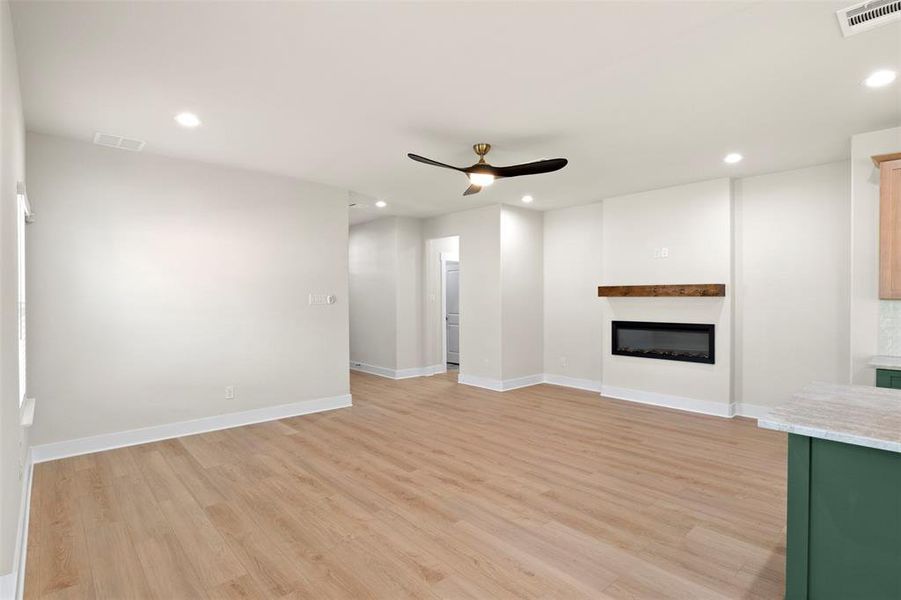 Spacious, unfurnished interior of a new home in , Italy (Image 19).