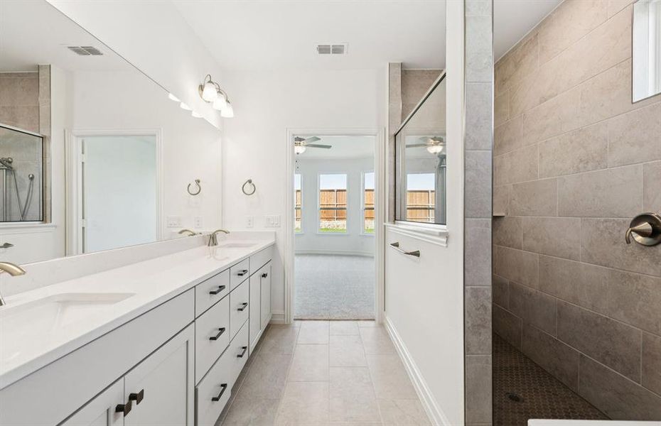 Spa shower in owner's bath Spa shower in owner's bath