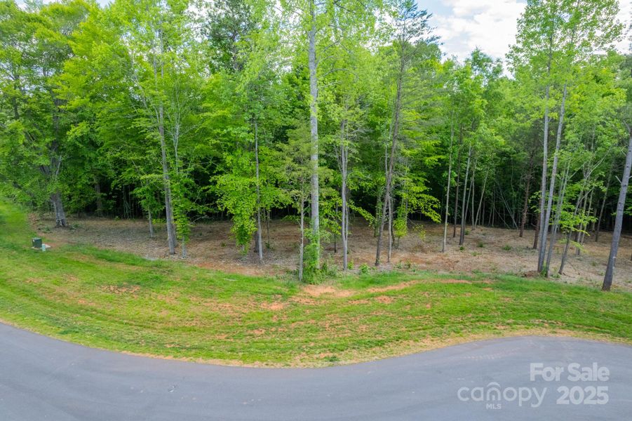 Image 3 of a home in .