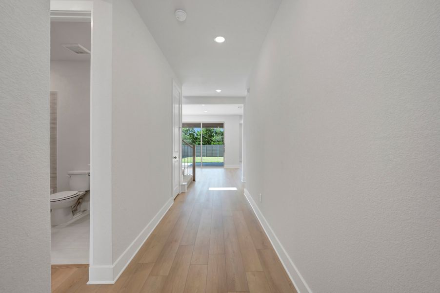 Spacious, unfurnished interior of a new home in Treeline, Justin (Image 29). Spacious, unfurnished interior of a new home in Treeline, Justin (Image 29).
