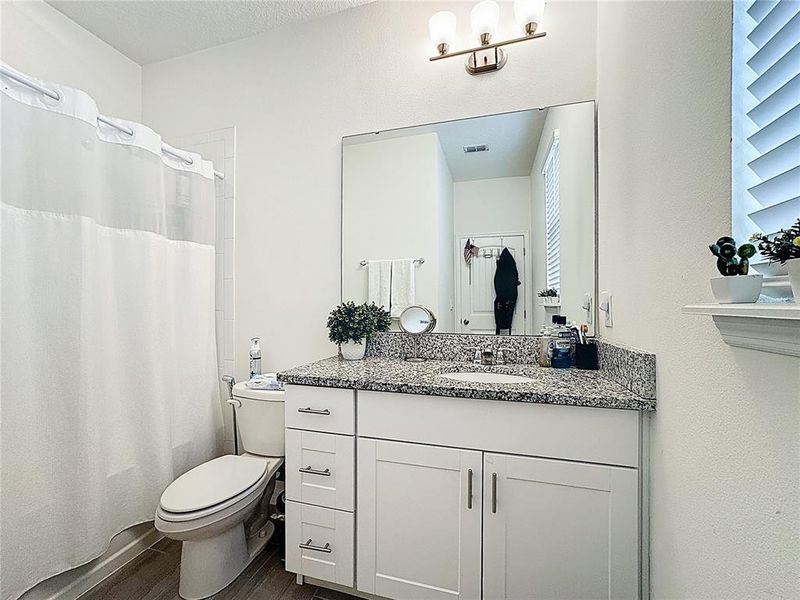 Furnished interior view inside a new home in , Winter Garden (Image 16).