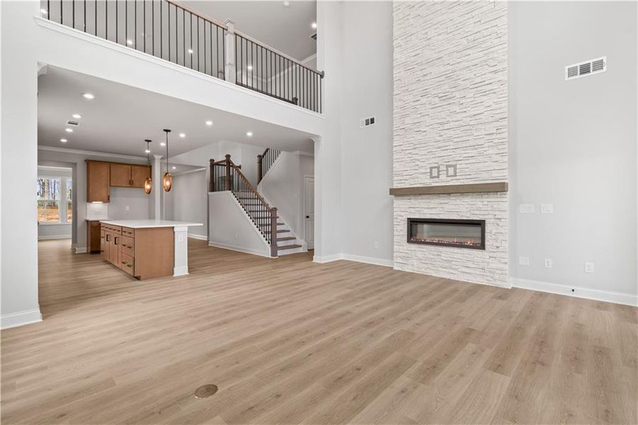 Spacious, unfurnished interior of a new home in Acacia, Cumming (Image 30).