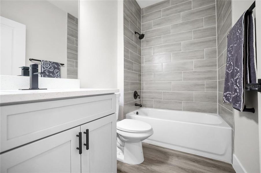 Furnished interior view inside a new home in , Kissimmee (Image 13).