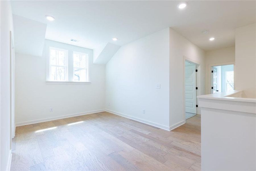 Spacious, unfurnished interior of a new home in , Gainesville (Image 26). Spacious, unfurnished interior of a new home in , Gainesville (Image 26).