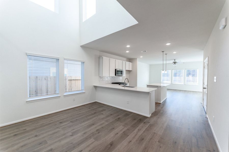 Image 23 of a home in Cielo.