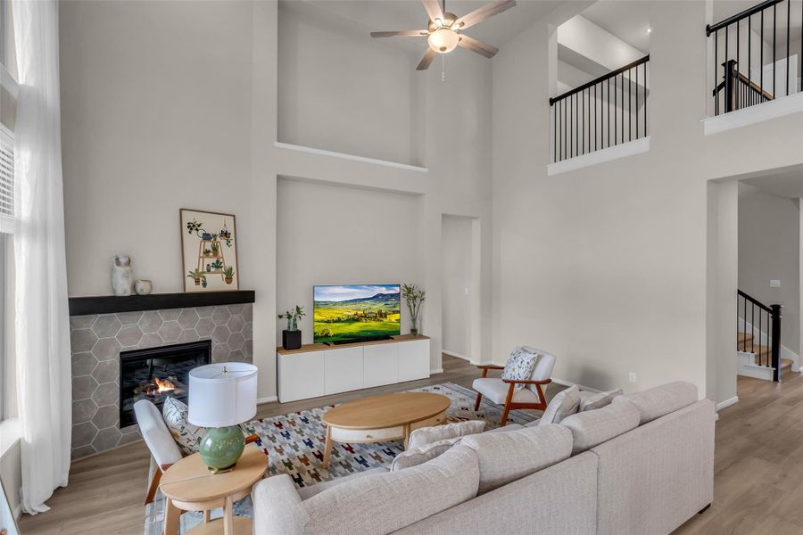 Furnished interior view inside a new home in , Conroe (Image 31).