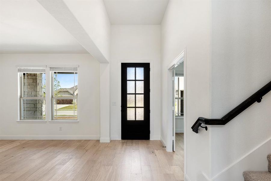 Spacious, unfurnished interior of a new home in Terracina, Rockwall (Image 34). Spacious, unfurnished interior of a new home in Terracina, Rockwall (Image 34).