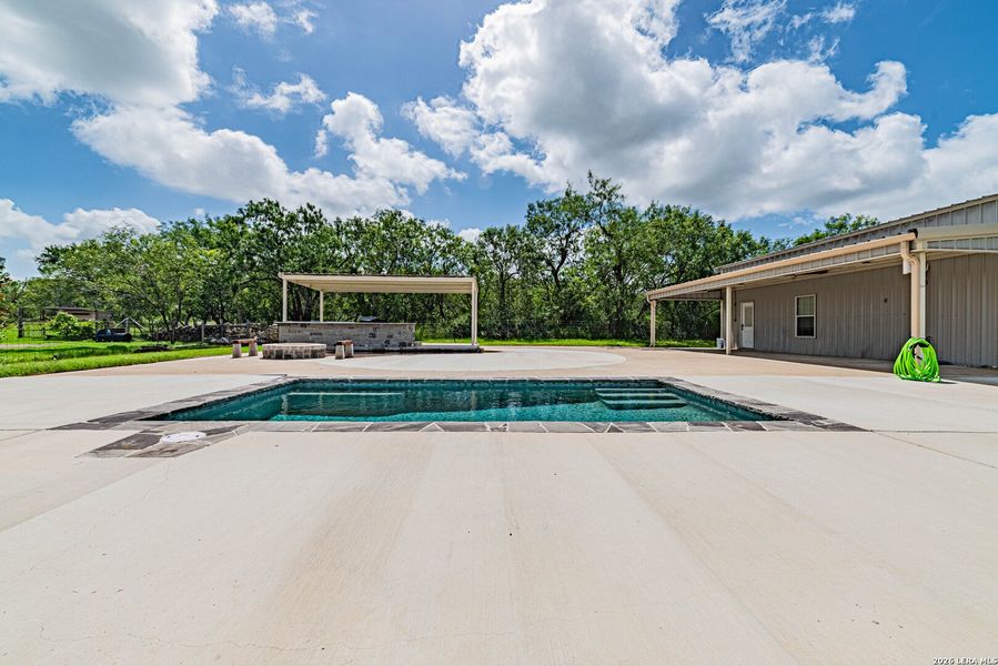 Community amenities in , Adkins (Image 87). Community amenities in , Adkins (Image 87).