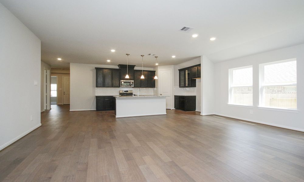 Representative unfurnished interior of a home built from the Enclave Series - Fiji by DRB Homes in Meyer Ranch – Premier, New Braunfels (Image 13).
