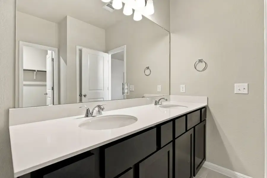 3br New Home in TAYLOR, TX.  - Slide 21