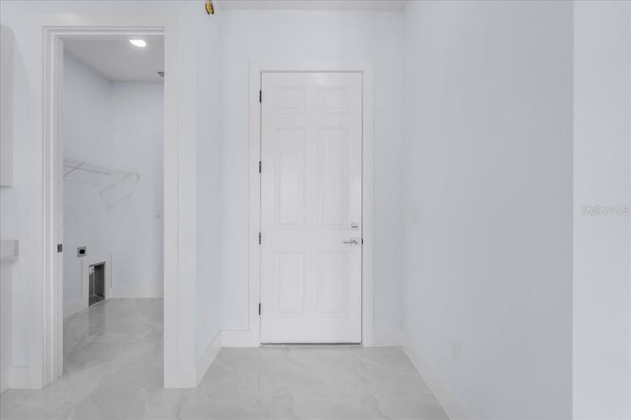 Spacious, unfurnished interior of a new home in , Lehigh Acres (Image 39). Spacious, unfurnished interior of a new home in , Lehigh Acres (Image 39).