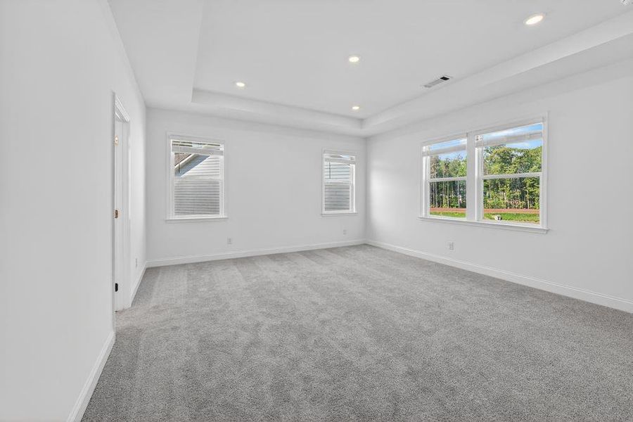 Spacious, unfurnished interior of a new home in Bennett Farm, Loganville (Image 27).