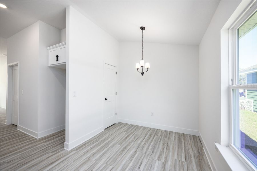 Spacious, unfurnished interior of a new home in Kirkland Farms, Alachua (Image 17).
