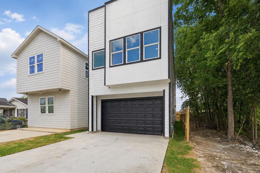 Welcome to 9735 Pelsey St. Welcome to 9735 Pelsey St.