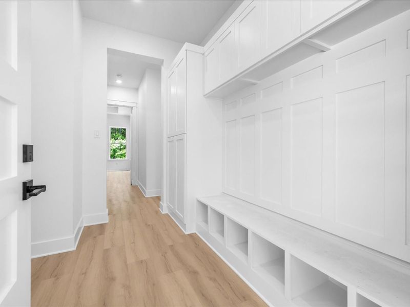 Spacious, unfurnished interior of a new home in , Hockley (Image 33).