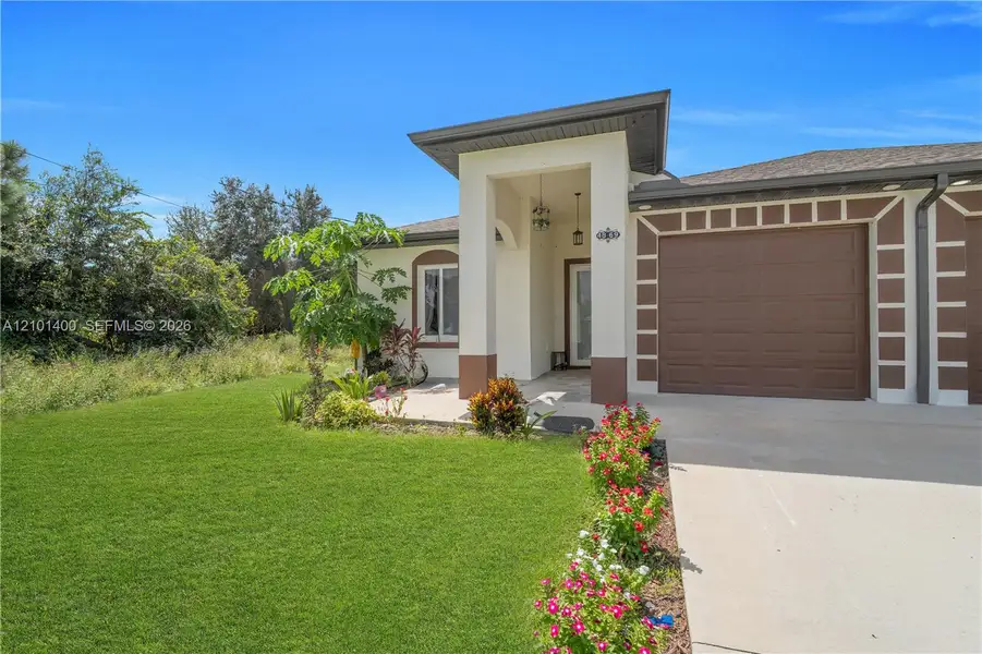 Exterior details and patio area of a home in , Lehigh Acres (Image 3).