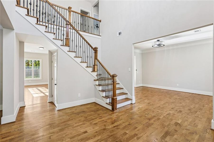 Spacious, unfurnished interior of a new home in , Lilburn (Image 53). Spacious, unfurnished interior of a new home in , Lilburn (Image 53).