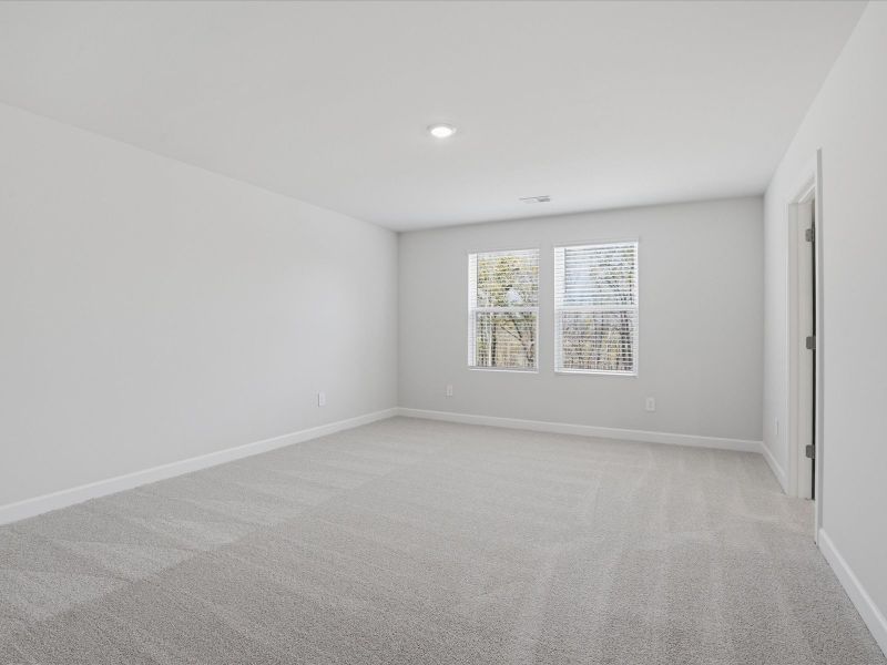 Spacious, unfurnished interior of a new home in Collier Ridge, Moore (Image 13).