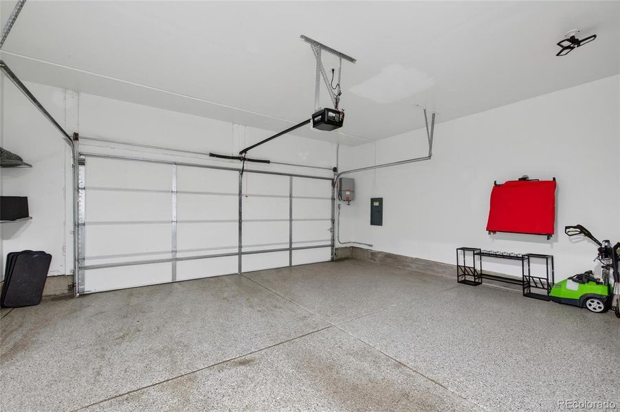 Spacious, unfurnished interior of a new home in , Fort Lupton (Image 19).