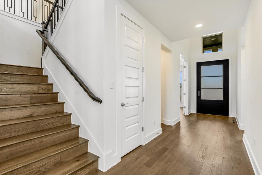 Spacious, unfurnished interior of a new home in Leander Estates, Leander (Image 19).