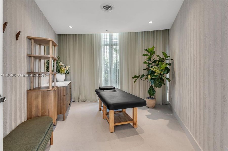 Community amenities in Aria Reserve, Miami (Image 57). Community amenities in Aria Reserve, Miami (Image 57).