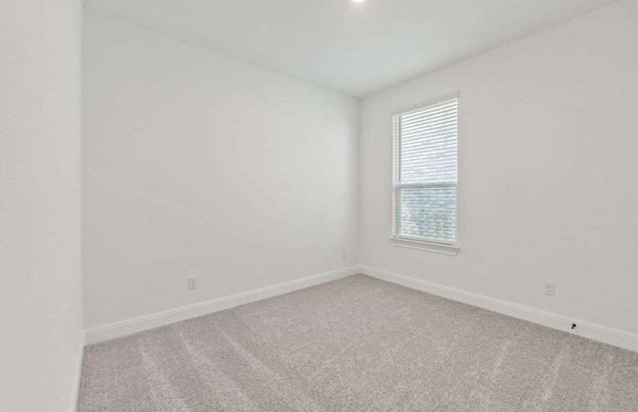 Spacious, unfurnished interior of a new home in Lagos, Manor (Image 23).