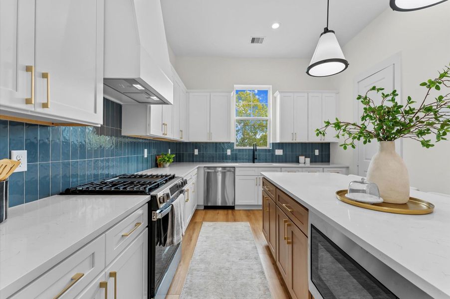 Furnished interior view inside a new home in , Houston (Image 30).