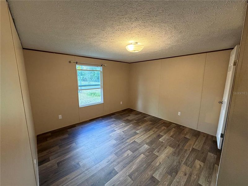 Spacious, unfurnished interior of a new home in , Summerfield (Image 11).