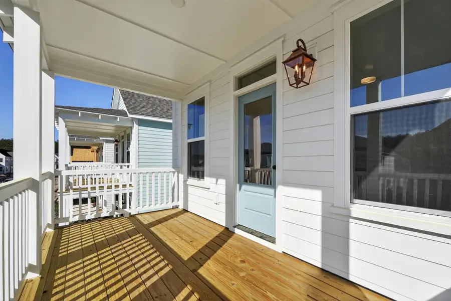 Exterior details and patio area of a home in , Summerville (Image 4).