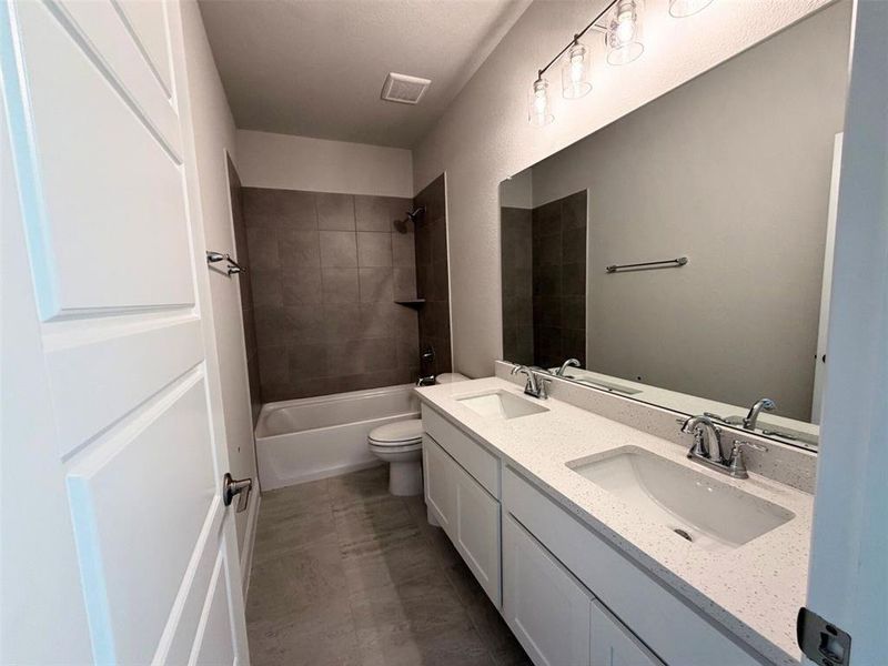 Furnished interior view inside a new home in Walsh, Fort Worth (Image 4).