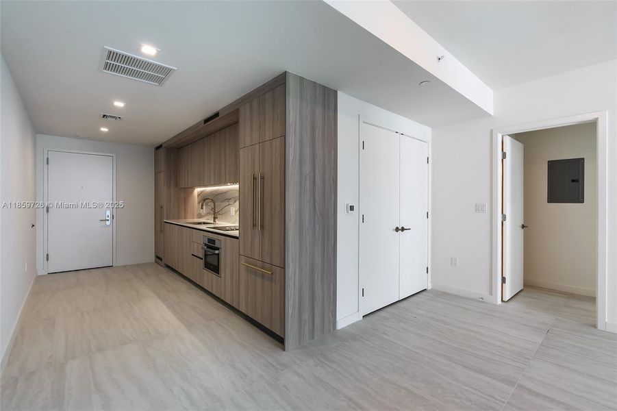 Spacious, unfurnished interior of a new home in , Miami (Image 61). Spacious, unfurnished interior of a new home in , Miami (Image 61).