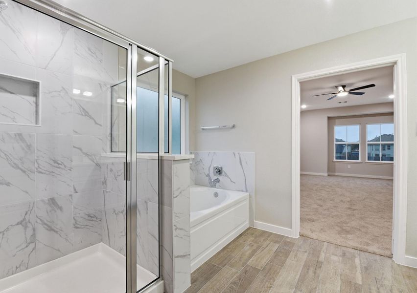 Furnished interior view inside a new home in , Fresno (Image 13).