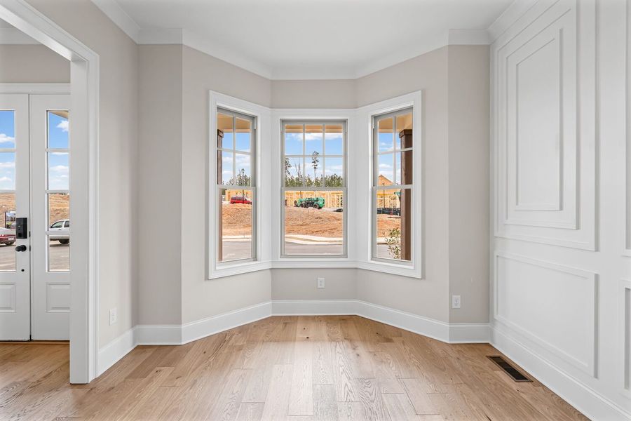 Spacious, unfurnished interior of a new home in Overlook at Gin Property, Senoia (Image 9). Spacious, unfurnished interior of a new home in Overlook at Gin Property, Senoia (Image 9).