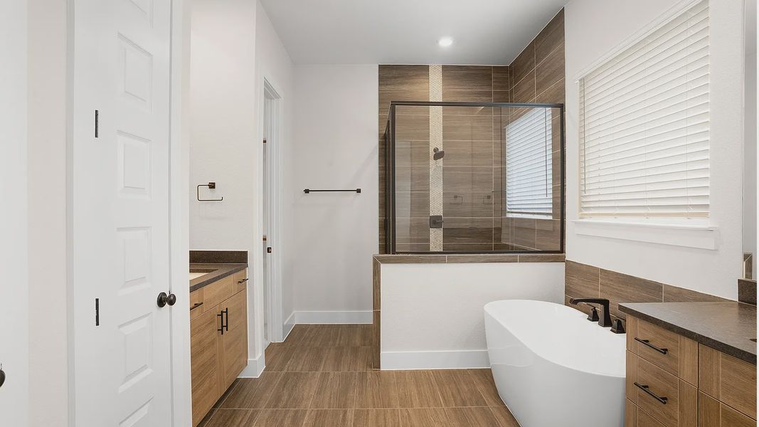 Furnished interior view inside a new home in Broken Oak, Georgetown (Image 11).