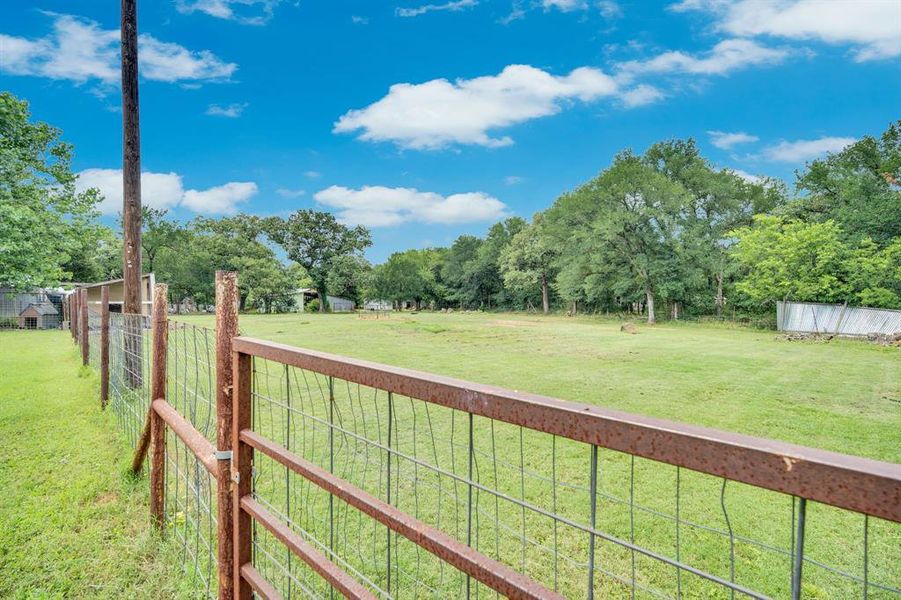 Natural landscape and outdoor views near  in Cleburne (Image 24).