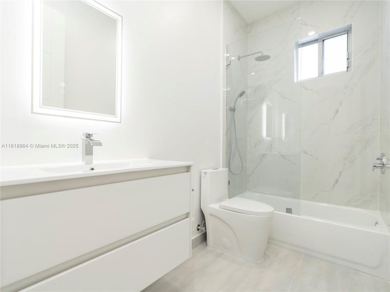 Furnished interior view inside a new home in , Fort Lauderdale (Image 14).