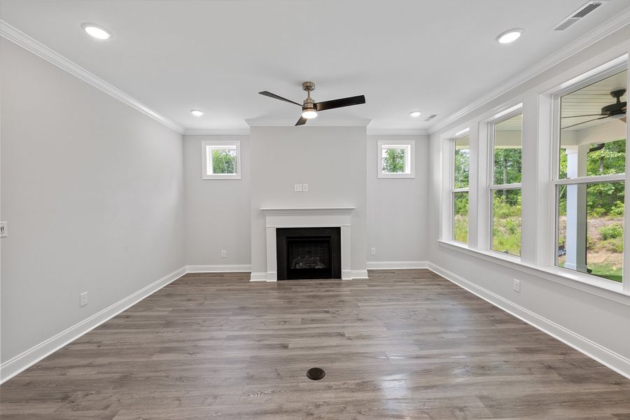 Representative unfurnished interior of a home built from the The Ellery by RobuckHomes in Baylee Ridge, Selma (Image 48).