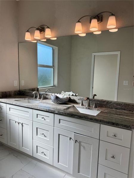 Furnished interior view inside a new home in , Englewood (Image 39).