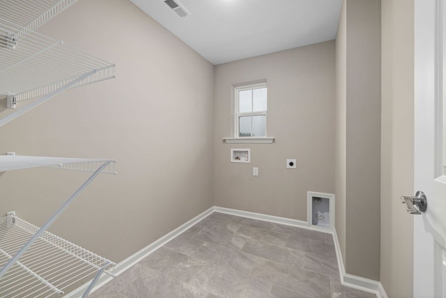 Spacious, unfurnished interior of a new home in Cambria, Garner (Image 17).