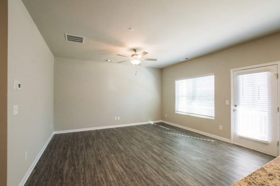 Representative unfurnished interior of a home built from the Cadence Unit B by Piedmont Residential in Ross Pointe, Kennesaw (Image 15).