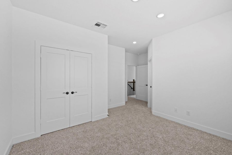 Spacious, unfurnished interior of a new home in Elyson 60's, Katy (Image 19).