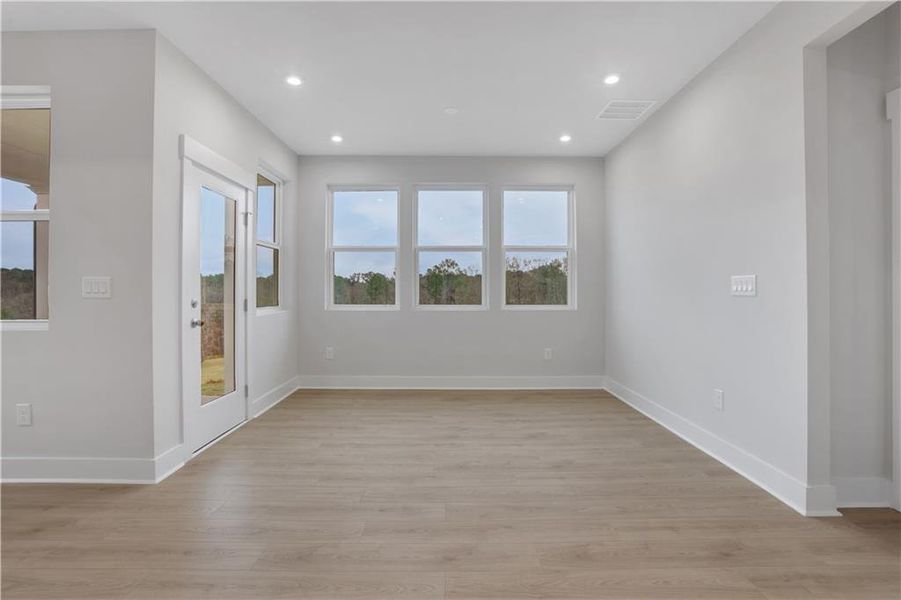 Spacious, unfurnished interior of a new home in Cambridge at Steels Bridge, Canton (Image 43). Spacious, unfurnished interior of a new home in Cambridge at Steels Bridge, Canton (Image 43).