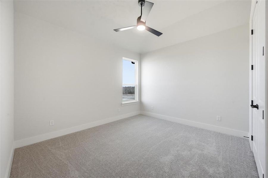 Spacious, unfurnished interior of a new home in , Aledo (Image 29).