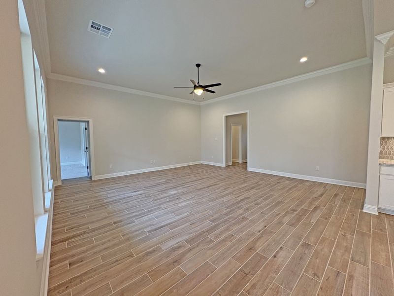 Spacious, unfurnished interior of a new home in Longleaf, Lumberton (Image 17).