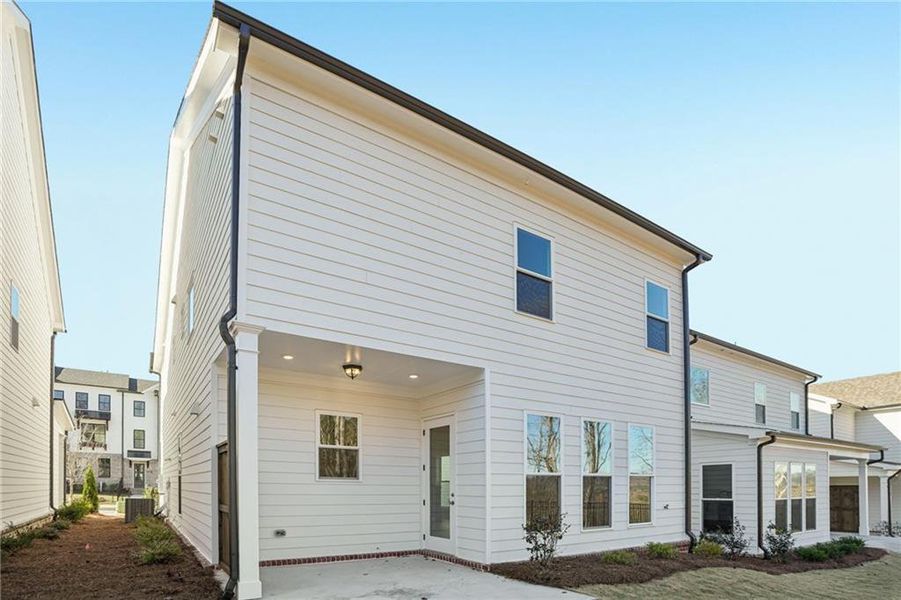 Exterior details and patio area of a home in Aberdeen, Hoschton (Image 26).