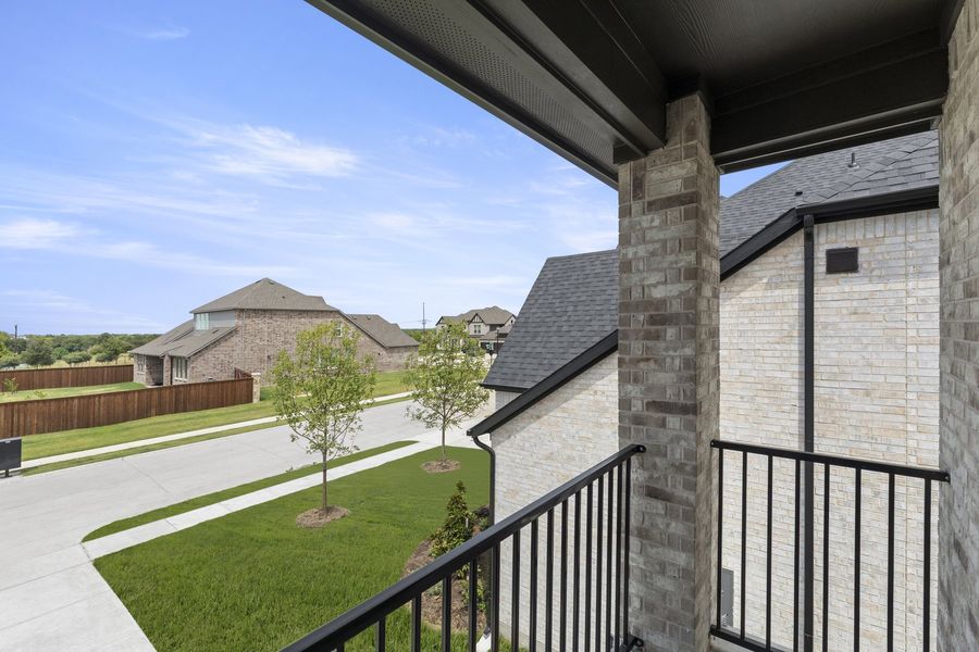 Exterior details and patio area of a home in Nelson Lake Estates, Rockwall (Image 3).