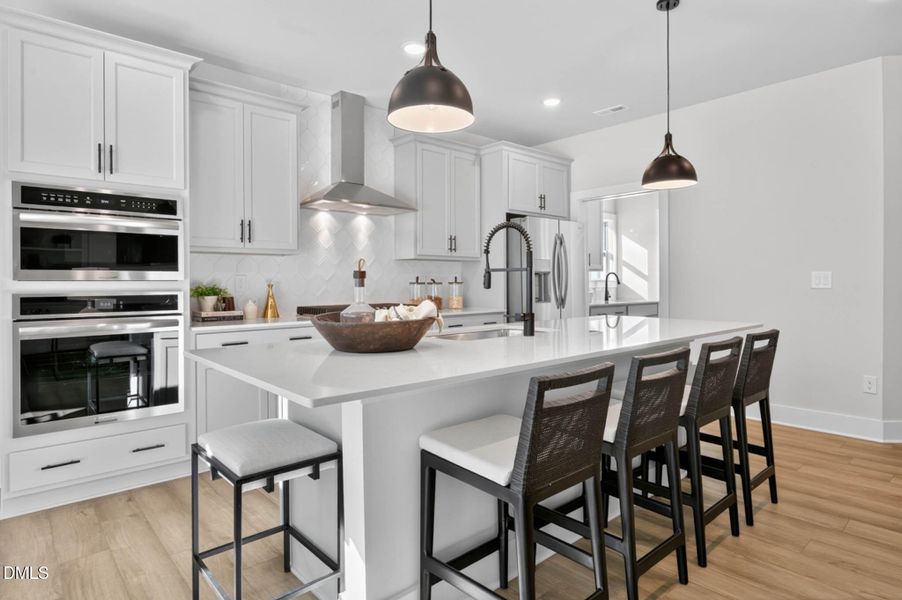 DC 39 Apex Interior-13